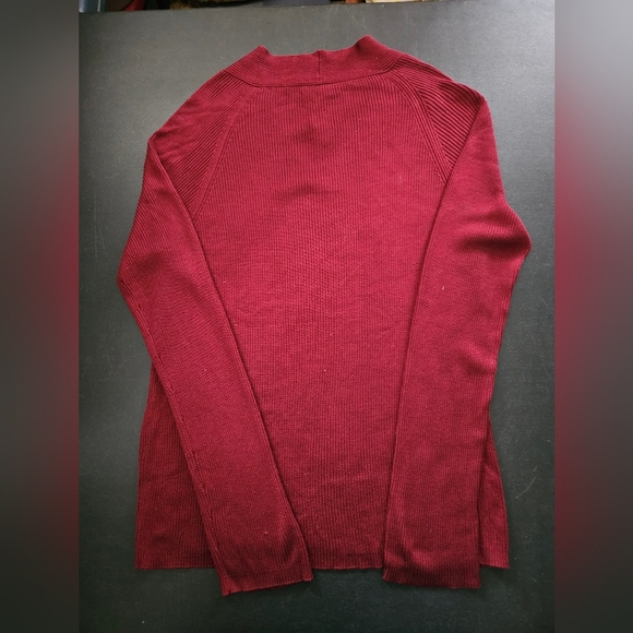 NWT - Silk "Loft" Maroon Heavy Knit Top - Size XL - Picture 3 of 8